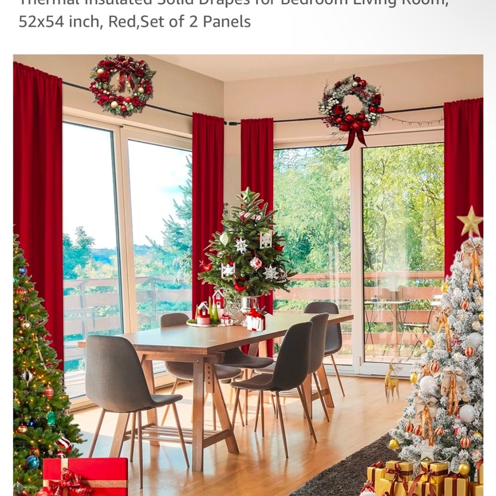 Curtains red